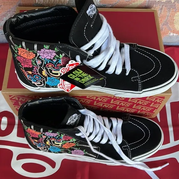 Vans Sk8-HiDia De Los Muertos Black/VNOA7Q5NBMWWMNS sneakers
