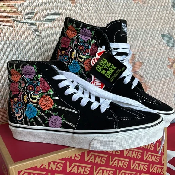Vans Sk8-HiDia De Los Muertos Black/VNOA7Q5NBMWWMNS sneakers