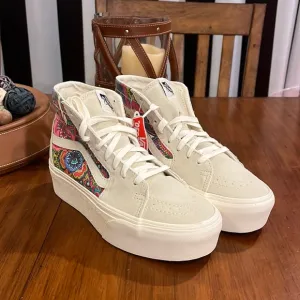 Vans Tapered Stackform Sneaker shoes new Turtledove Paisley Women’s Size 8