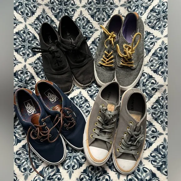 VANS, TOMS, CONVERSE women’s 8.5 Shoe Lot 4 pairs!!! EUC