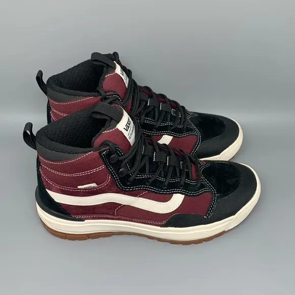 Vans UltraRange EXO HI MTE Maroon / White Shoes Men’s Sz 7 Women’s Sz 8.5