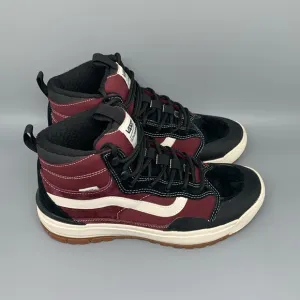 Vans UltraRange EXO HI MTE Maroon / White Shoes Men’s Sz 7 Women’s Sz 8.5