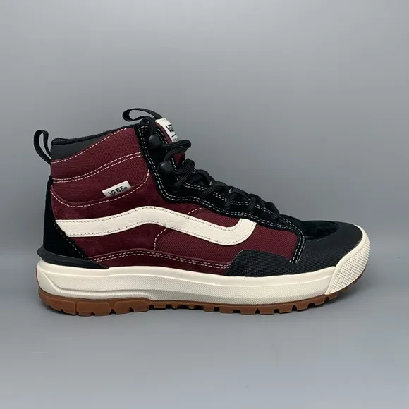 Vans UltraRange EXO HI MTE Maroon / White Shoes Men’s Sz 7 Women’s Sz 8.5