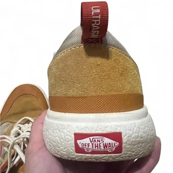 Vans Ultrarange Exo SE Honey Gold