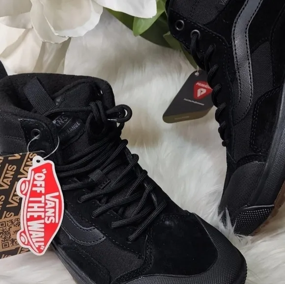 Vans Unisex Adult UltraRange Exo Hi MTE Black GUM  Shoes Women's New