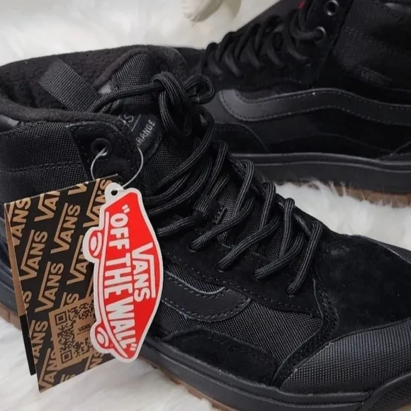 Vans Unisex Adult UltraRange Exo Hi MTE Black GUM  Shoes Women's New