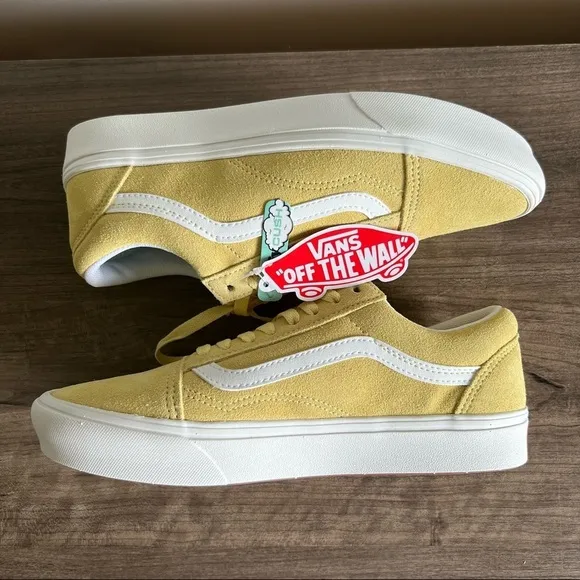 Vans Unisex Old Skool Honey Gold Unisex Suede Shoes Size 8 or 9.5