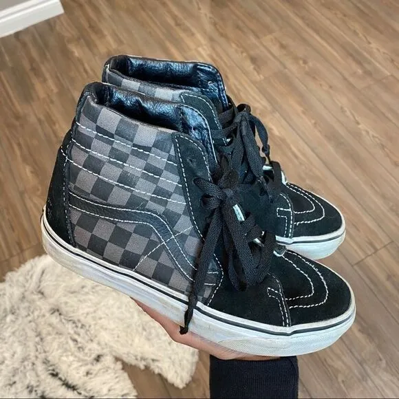 VANS - U SK8-HI SHOES IN BLACK/PEWTER 3.5