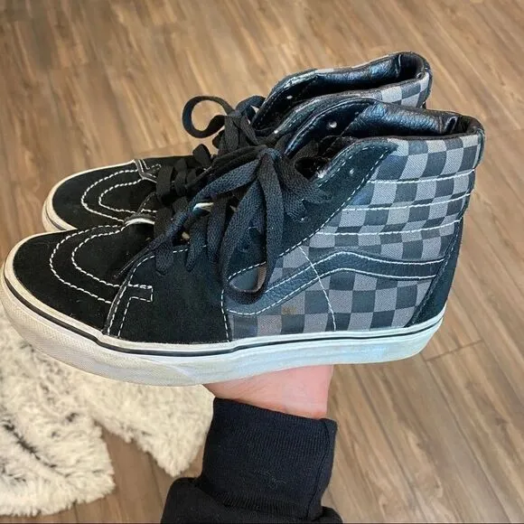 VANS - U SK8-HI SHOES IN BLACK/PEWTER 3.5