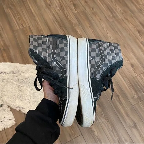 VANS - U SK8-HI SHOES IN BLACK/PEWTER 3.5