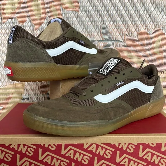Vans WMNS Ave ProCanteen/GumVN0A4BT72KRSneakers G