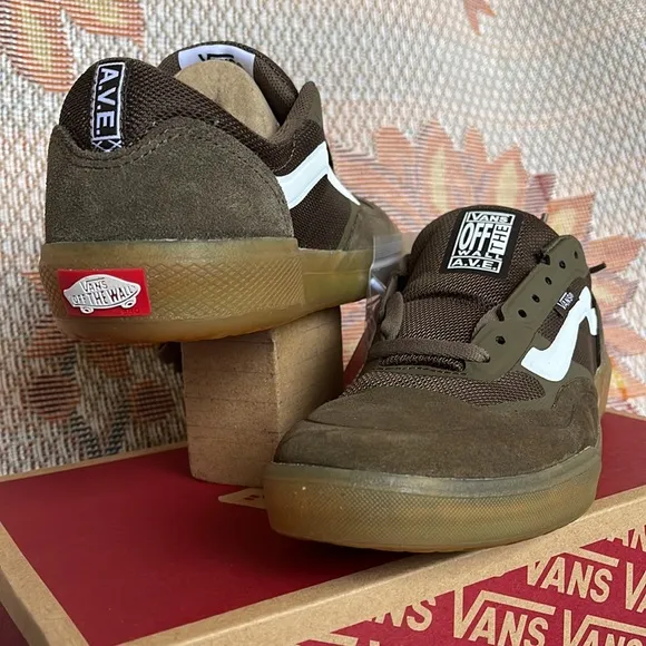 Vans WMNS Ave ProCanteen/GumVN0A4BT72KRSneakers G
