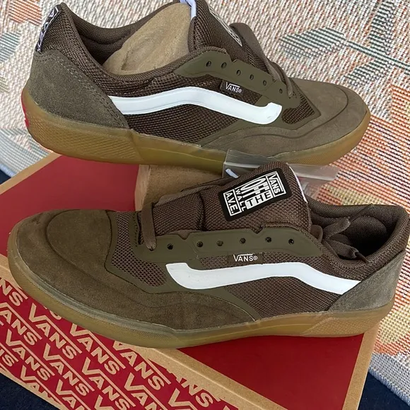 Vans WMNS Ave ProCanteen/GumVN0A4BT72KRSneakers G