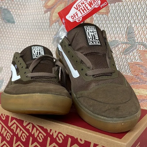 Vans WMNS Ave ProCanteen/GumVN0A4BT72KRSneakers G