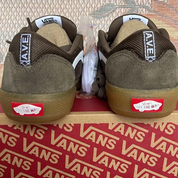 Vans WMNS Ave ProCanteen/GumVN0A4BT72KRSneakers G