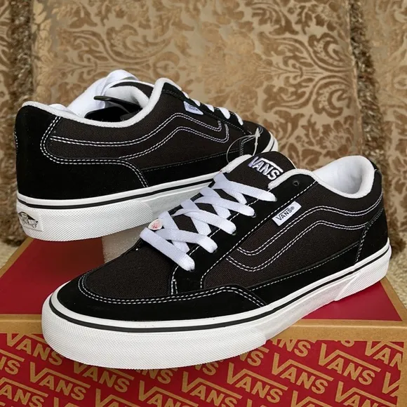 Vans WMNS Bearcat Black/White WMNS sneakers - athletic shoes BearcatVN000DT2BZW