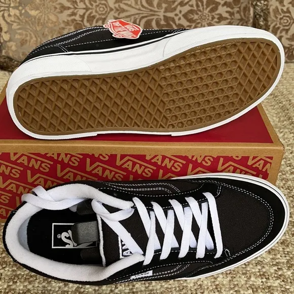 Vans WMNS Bearcat Black/White WMNS sneakers - athletic shoes BearcatVN000DT2BZW
