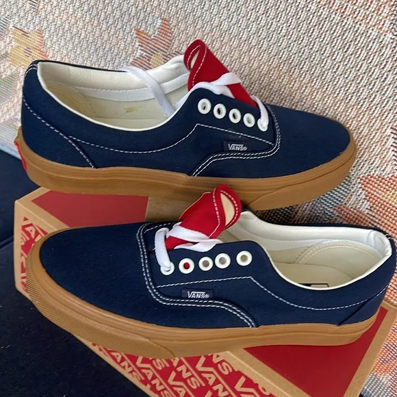 Vans WMNS Era(Gum) Dress Blues/Chili Pepper VN0A5JMLB09Sneakers