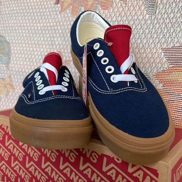 Vans WMNS Era(Gum) Dress Blues/Chili Pepper VN0A5JMLB09Sneakers