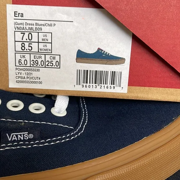 Vans WMNS Era(Gum) Dress Blues/Chili Pepper VN0A5JMLB09Sneakers