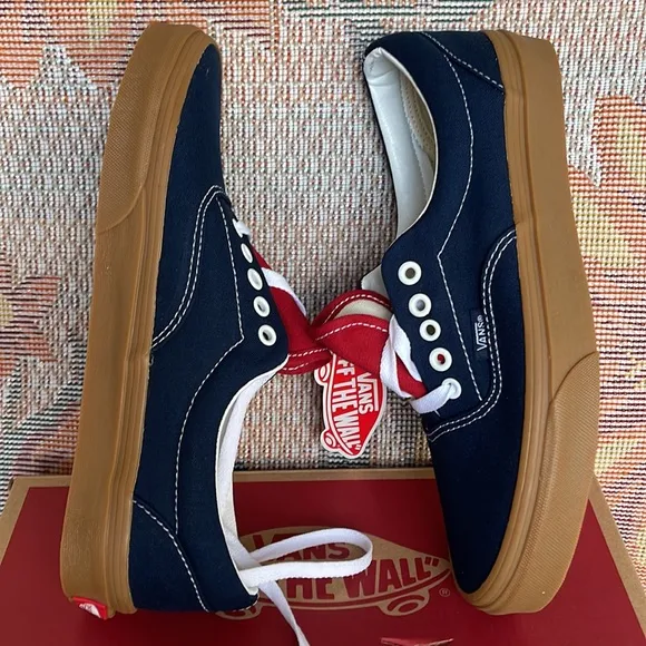 Vans WMNS Era(Gum) Dress Blues/Chili Pepper VN0A5JMLB09Sneakers