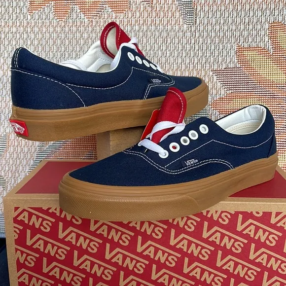 Vans WMNS Era(Gum) Dress Blues/Chili Pepper VN0A5JMLB09Sneakers