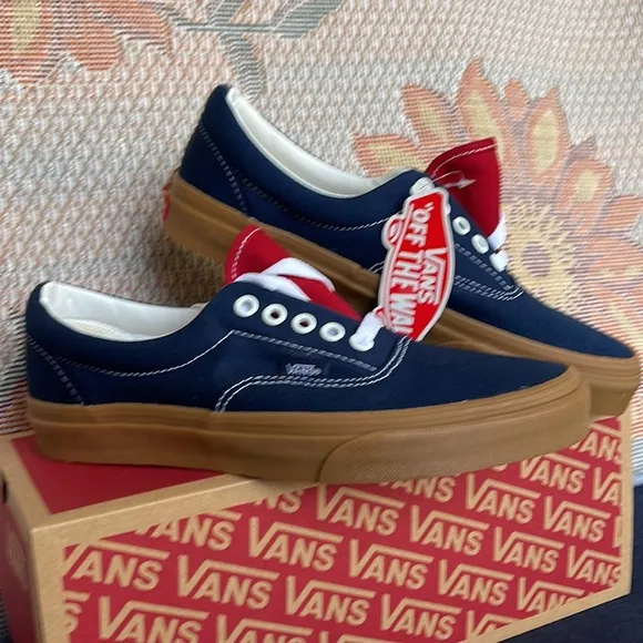 Vans WMNS Era(Gum) Dress Blues/Chili Pepper VN0A5JMLB09Sneakers