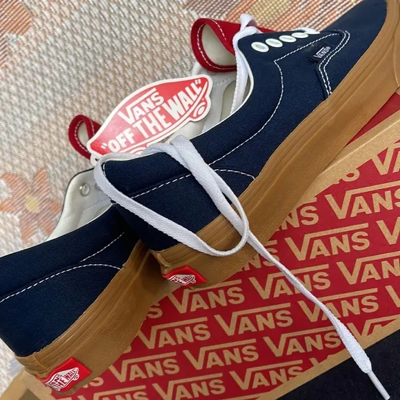 Vans WMNS Era(Gum) Dress Blues/Chili Pepper VN0A5JMLB09Sneakers