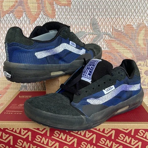 Vans WMNS Evdnt Ultimatewaf(Deuce) Black/True BlueVN0ASDY78B2Sneakers