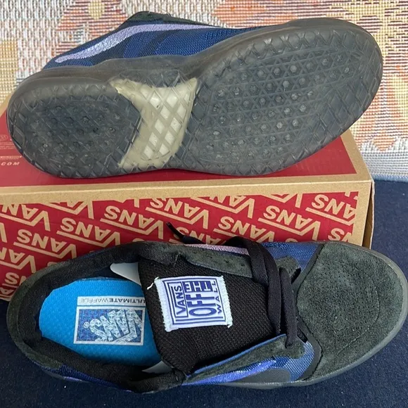 Vans WMNS Evdnt Ultimatewaf(Deuce) Black/True BlueVN0ASDY78B2Sneakers