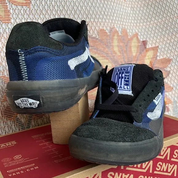 Vans WMNS Evdnt Ultimatewaf(Deuce) Black/True BlueVN0ASDY78B2Sneakers