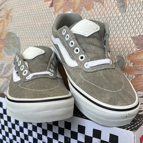 Vans WMNS Kyle Walker (Denim) Gray/WhiteVN0A5JIE9BMSneakers - athletic shoes