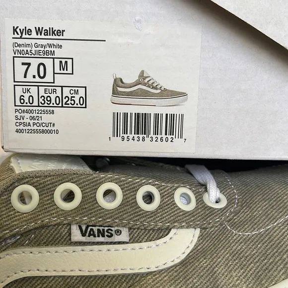 Vans WMNS Kyle Walker (Denim) Gray/WhiteVN0A5JIE9BMSneakers - athletic shoes