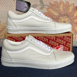 Vans WMNS Old Skool(Divine) White/True WhiteVN0A5KRFBSLSneakers