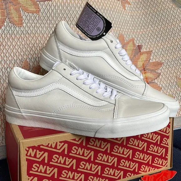 Vans WMNS Old Skool(Divine) White/True WhiteVN0A5KRFBSLSneakers