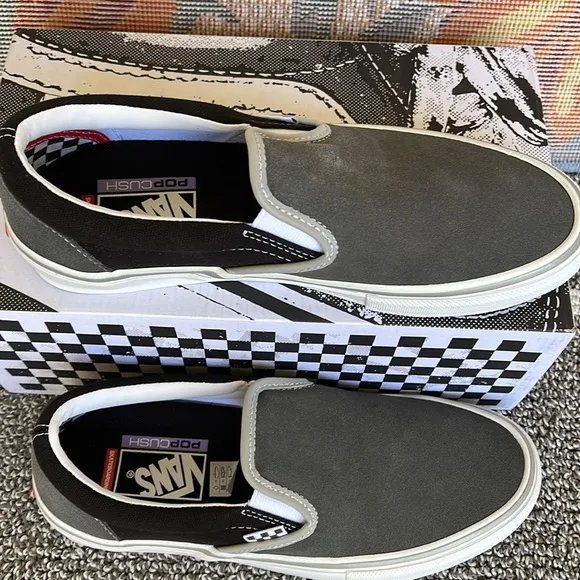 Vans WMNS Skate Slip-OnReflective Black/GreyVN0A5FCAN42Sneakers