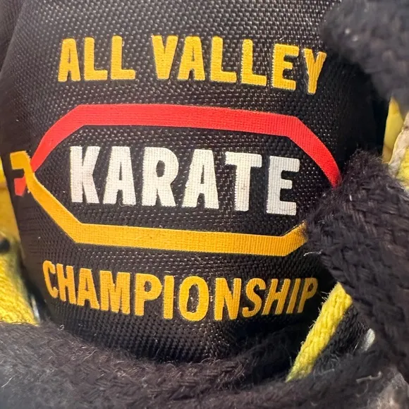 VANS X Cobra Kai Dojo Karate Kid Old Skool Sneakers Mens 4 Women’s 5.5