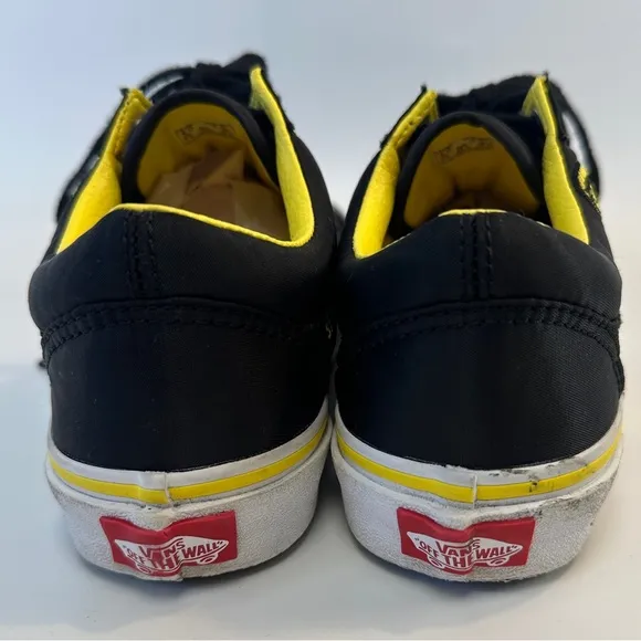 VANS X Cobra Kai Dojo Karate Kid Old Skool Sneakers Mens 4 Women’s 5.5