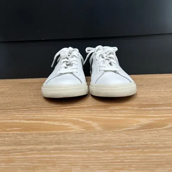 Veja Campos Bicolor women’s size 5