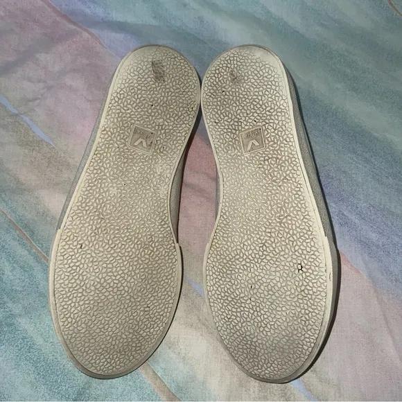 Veja Esplar Leather Sneaker Women’s Size 9 white shoes