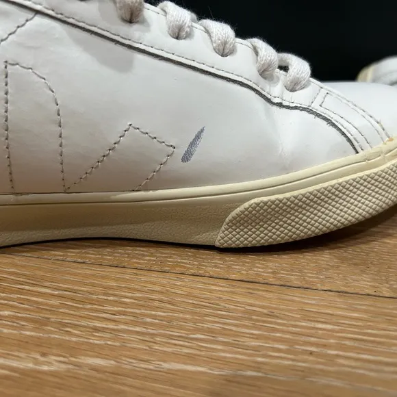 Veja Esplar women’s size 5