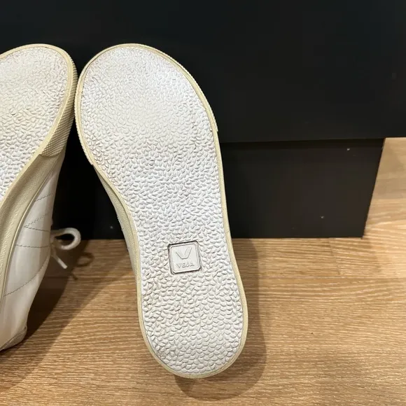 Veja Esplar women’s size 5
