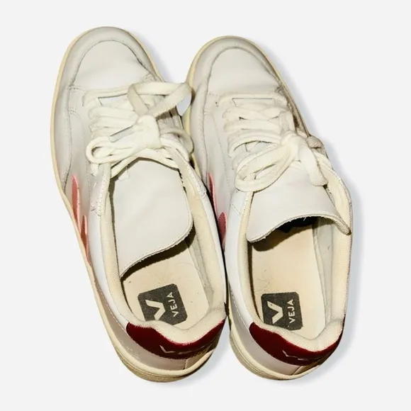 Veja Leather V-12 Lace-Up Sneakers in White with Pink Accents Size 37 Wo…