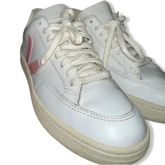 Veja Leather V-12 Lace-Up Sneakers in White with Pink Accents Size 37 Wo…