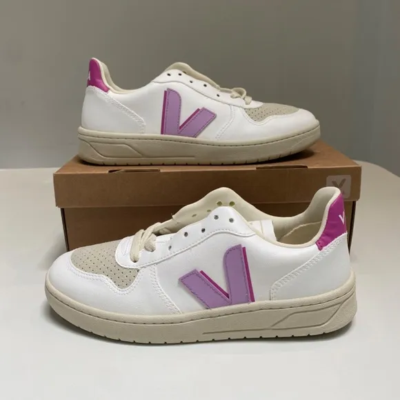 Veja V-10 CWL Sneaker White/Orchid/Ultraviolet 37EU/6US, 38EU/7US, 39EU/8US NIB