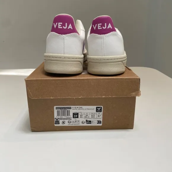 Veja V-10 CWL Sneaker White/Orchid/Ultraviolet 37EU/6US, 38EU/7US, 39EU/8US NIB