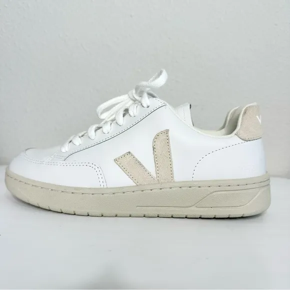 Veja V-12 Women’s Sneakers