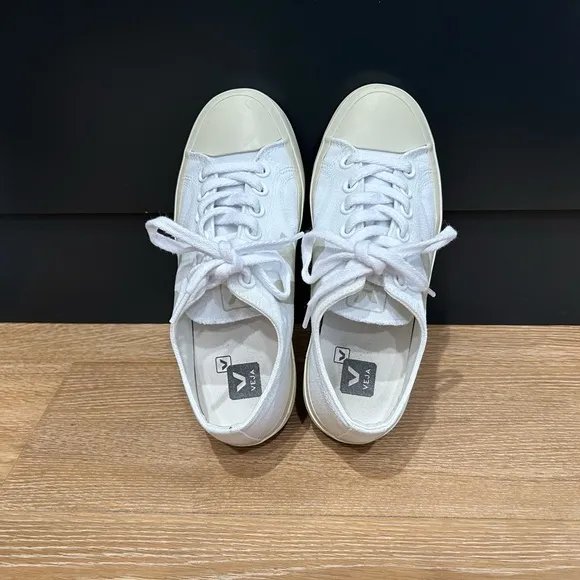 Veja Watta Bicolor women’s size 6