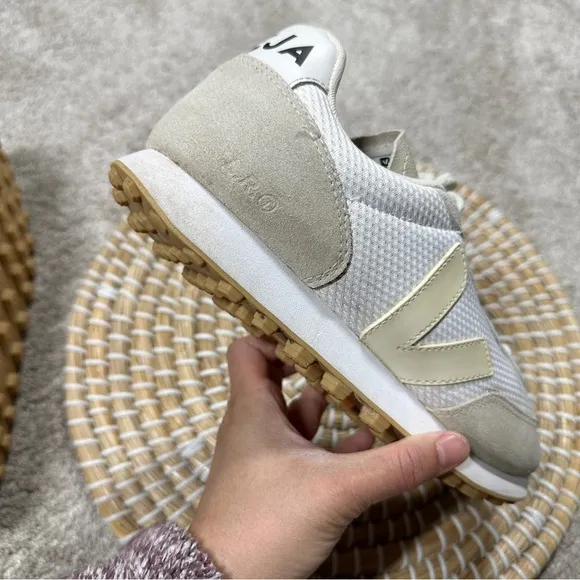 Veja Women’s Rio Branco Alveomesh White Pierre Natural Shoes Sneakers Size 9
