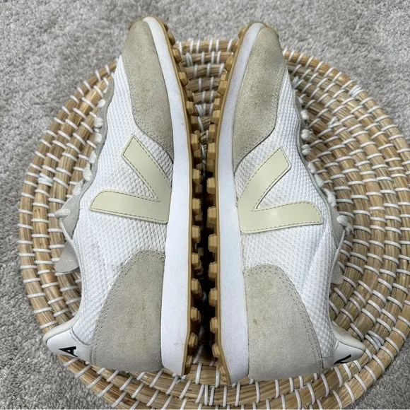 Veja Women’s Rio Branco Alveomesh White Pierre Natural Shoes Sneakers Size 9